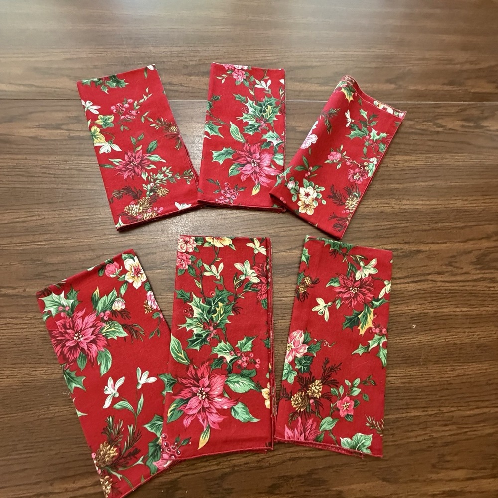 Vintage Set Of‎ 6 Red Poinsettia Print Christmas Floral Cloth Napkins Holiday